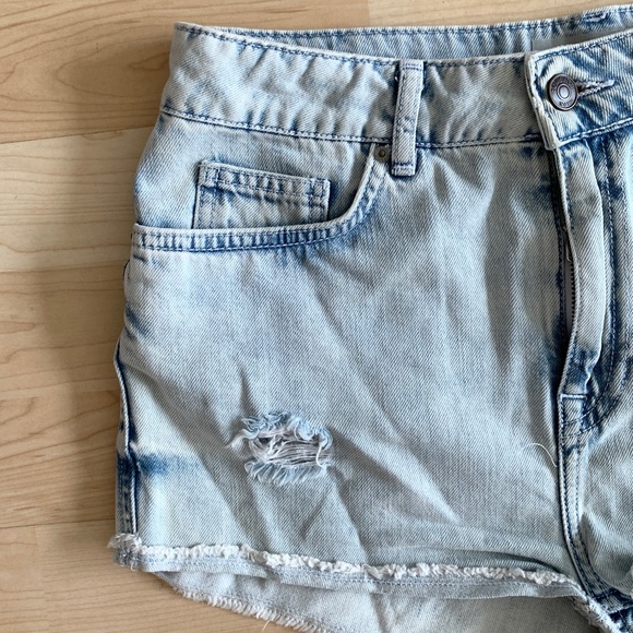 Topshop High Rise Hallie Denim Short - Picture 9 of 12